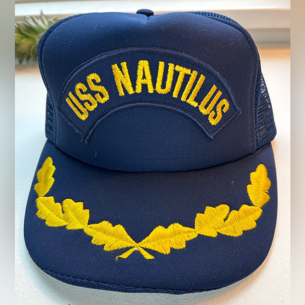 Vintage USS Nautilus blue and gold embroidered SnapBack mesh hat size M/L USA